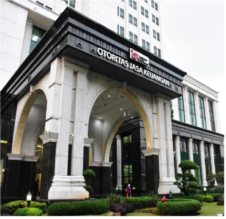 OJK Kini Resmi Cabut Izin Usaha OVO Finance