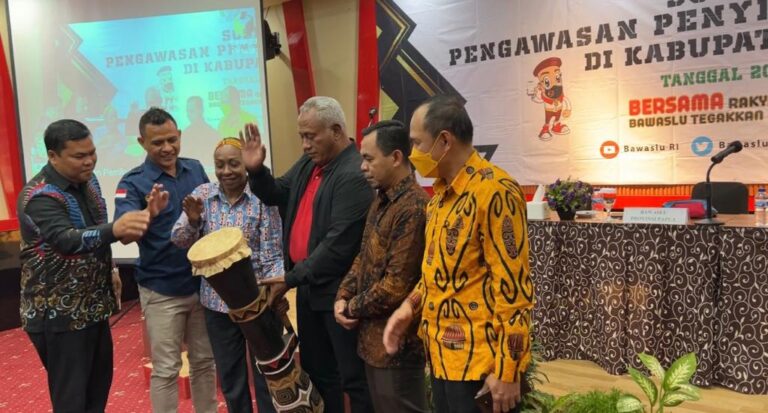 Mulai Dari Papua Selatan, Komarudin Watubun Bersama Bawaslu RI Adakan Sosialisasi Pengawasan Pemilu