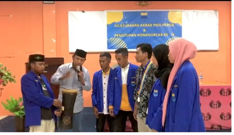 Ketua IKA PMII Papua  H.Kumar Resmi Menutup Konkoorcab IX PMII Papua