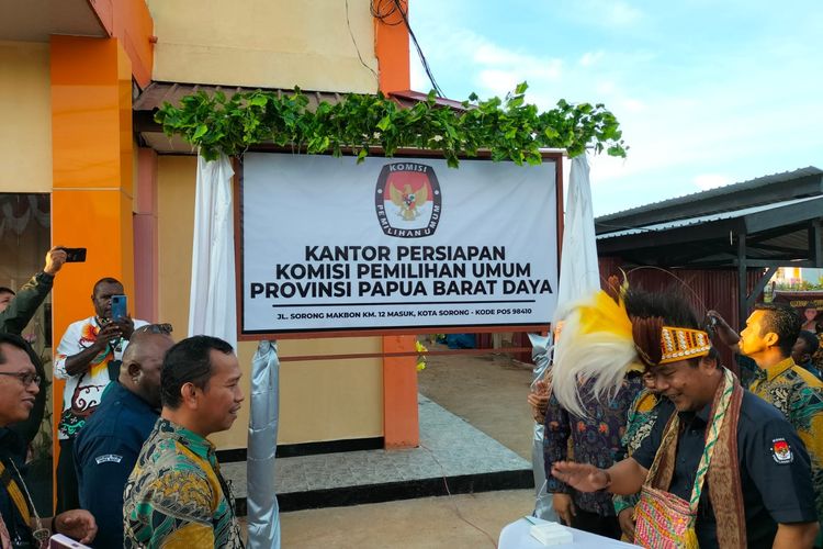 KPU Papua Barat Utus 3 Komisioner Untuk Bantu Pelaksanaan Tahapan Pemilu Di Provinsi Baru Papua Barat Daya
