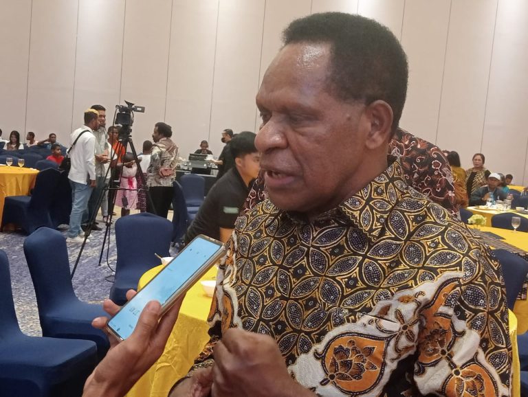 Hadiri Perayaan Natal FGBMFI Di Jayapura, Pj Gubernur Papua Pegunungan Sebut Keberagaman Agama Di Papua Pegunungan Selalu Terjalin Harmonis
