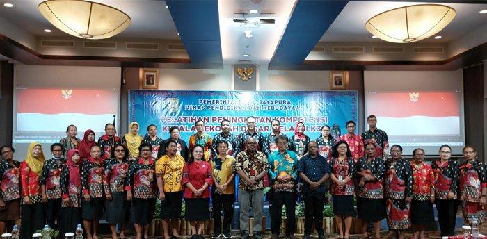 Sebanyak 100 Kepala Sekolah di Kota Jayapura Meningkatkan Kompetensi melalui K3S