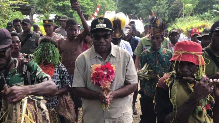 Masyarakat Keerom Diajak Terus Berkarya untuk Indonesia Maju dalam Peringatan HUT RI