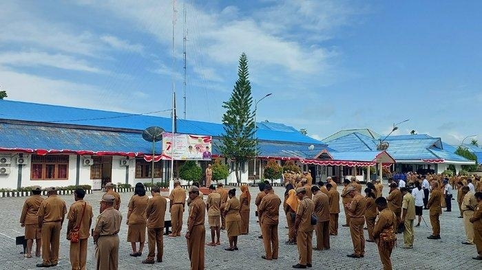 Pemkab Keerom Minta ASN Fokus Pelayanan Kepada Masyarakat