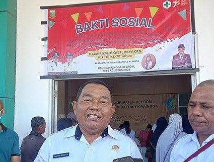 Jelang HUT ke-78 RI, Pemkab Keerom Gelar Pemeriksaan Mata dan Pembagian Kacamata Gratis Bagi Masyarakat