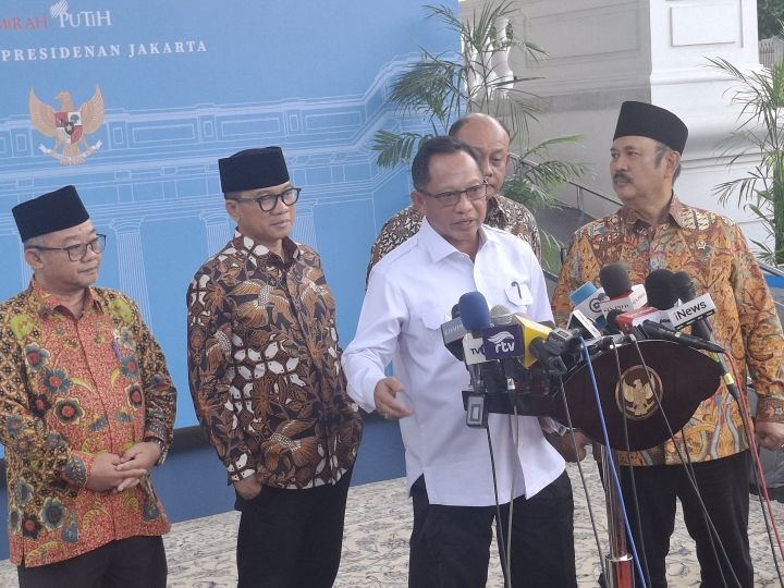 Menteri Dalam Negeri Sebut Pemerintah Provinsi dan Pemerintah Kabupaten/Kota Akan Patungan Demi Mendukung Makan Bergizi Gratis (MBG)