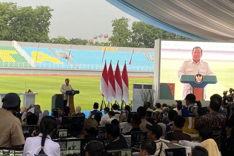 Presiden Prabowo Resmikan 17 Stadion, Tekankan Komitmen Kemajuan Sepak Bola Nasional