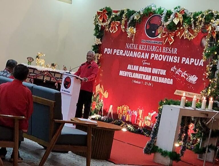 Kembali Nahkodai PDIP Papua, BTM dan Pengurus Barunya Gelar Perayaan Natal 2025