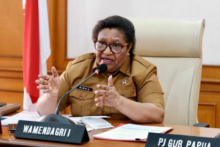 Wamendagri Desak Pemda se-Tanah Papua Segera Rampungkan Penetapan APBD 2026