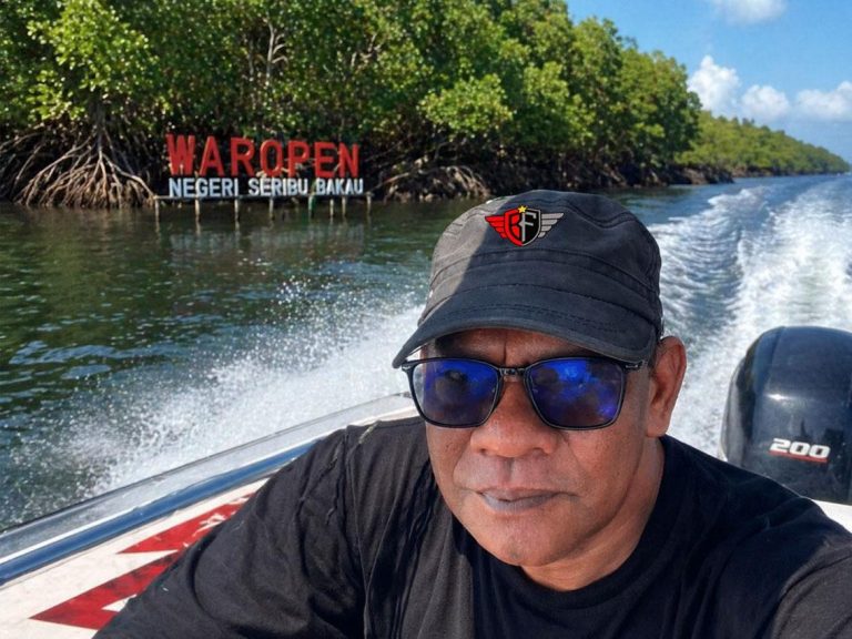 Duta Laut Dunia 2018 Baharudin Farawowan Bicara Branding City Nasional Seribu Bakau Waropen