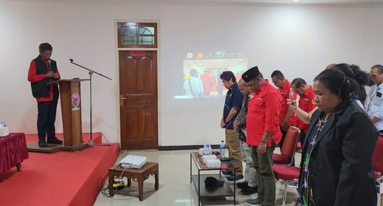 Pimpinan Partai, MRP, KPU dan Bawaslu Papua Bersatu dalam Mengheningkan Cipta untuk Bung Karno