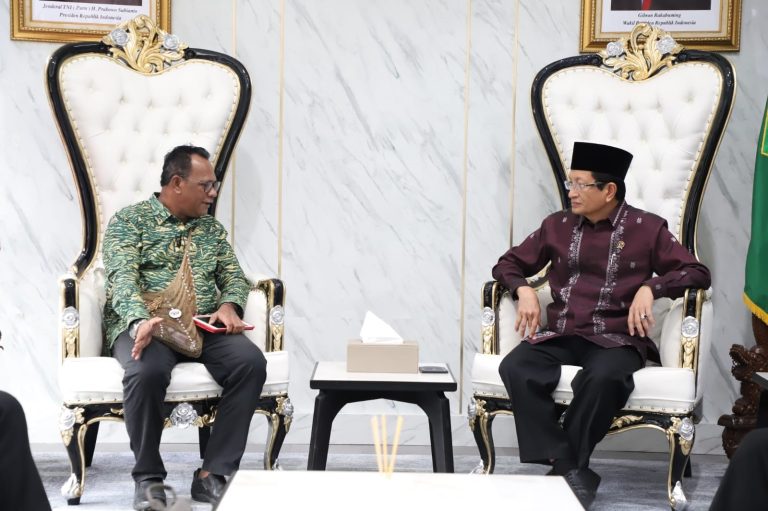 Baharudin Farawowan: Rektor IAIN Papua ke Depan Harus Mampu Membangun Jejaring dan Memahami Papua